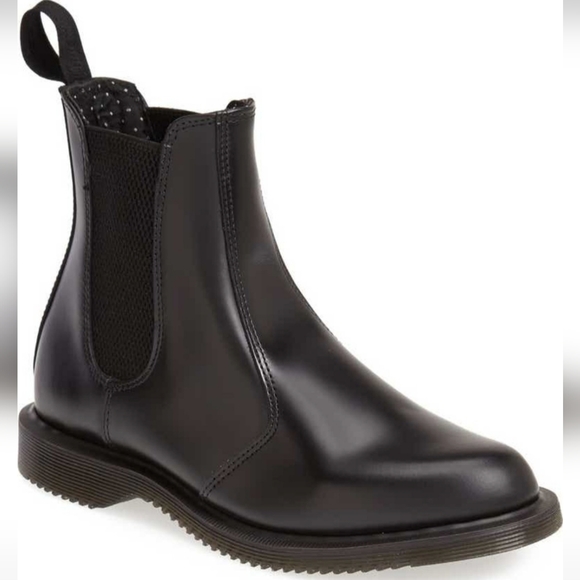 Dr. Martens Shoes - NIB Dr. Martens Flora Chelsea Boot, Size 6, Color Black